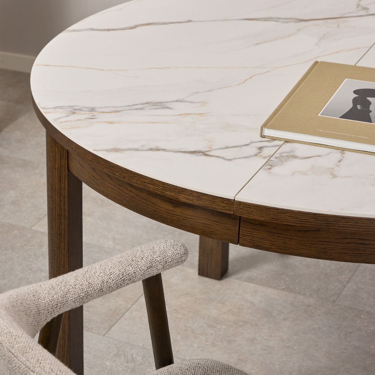 Ceramic Dining Table for 4 People 120cm Wide Round - Southampton