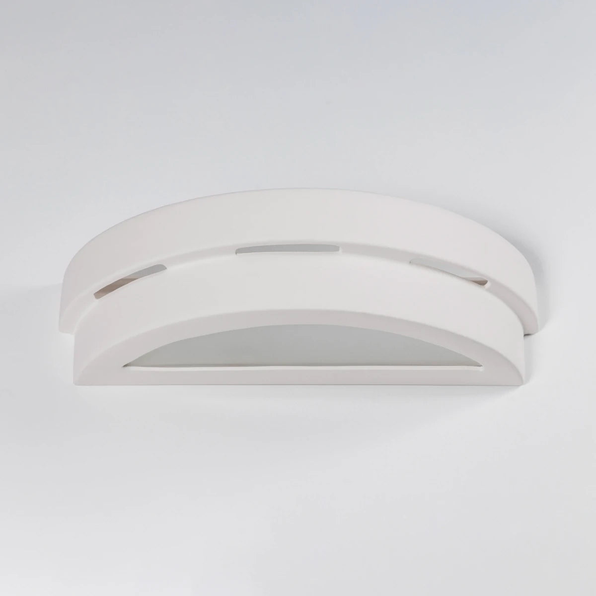 Ceramic Wall Light With Leo Glass Lamp - Cafe Au Lait