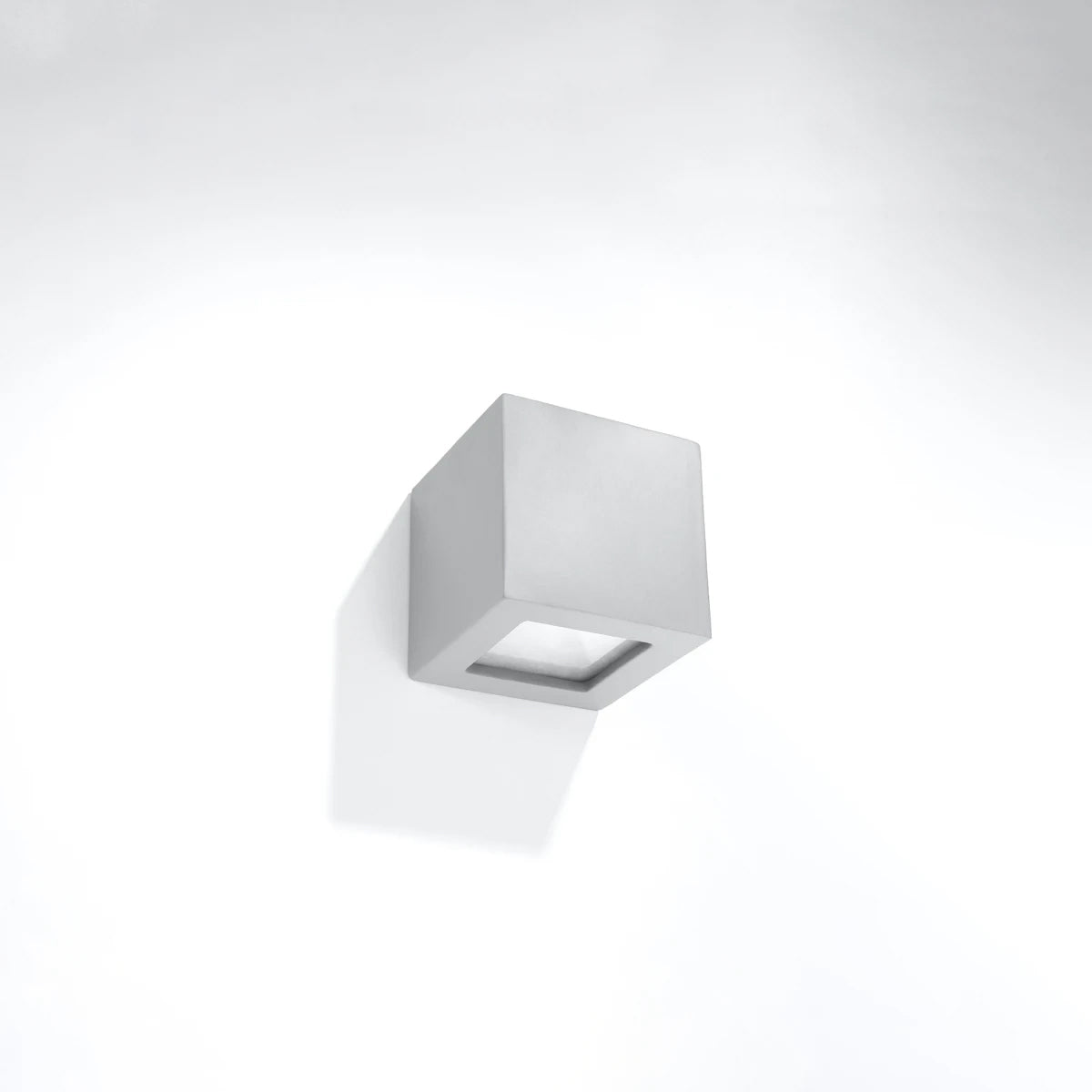 Ceramic Wall Light With Leo Lamp - Cafe Au Lait