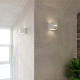 Ceramic Wall Light With Leo Line Glass Lamp - Cafe Au Lait