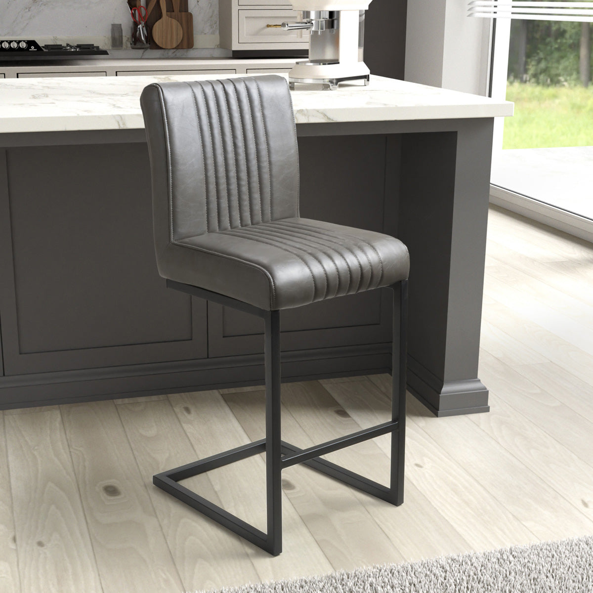 Faux Leather Bar Chairs in Set Of 2 Cantilever - Archer