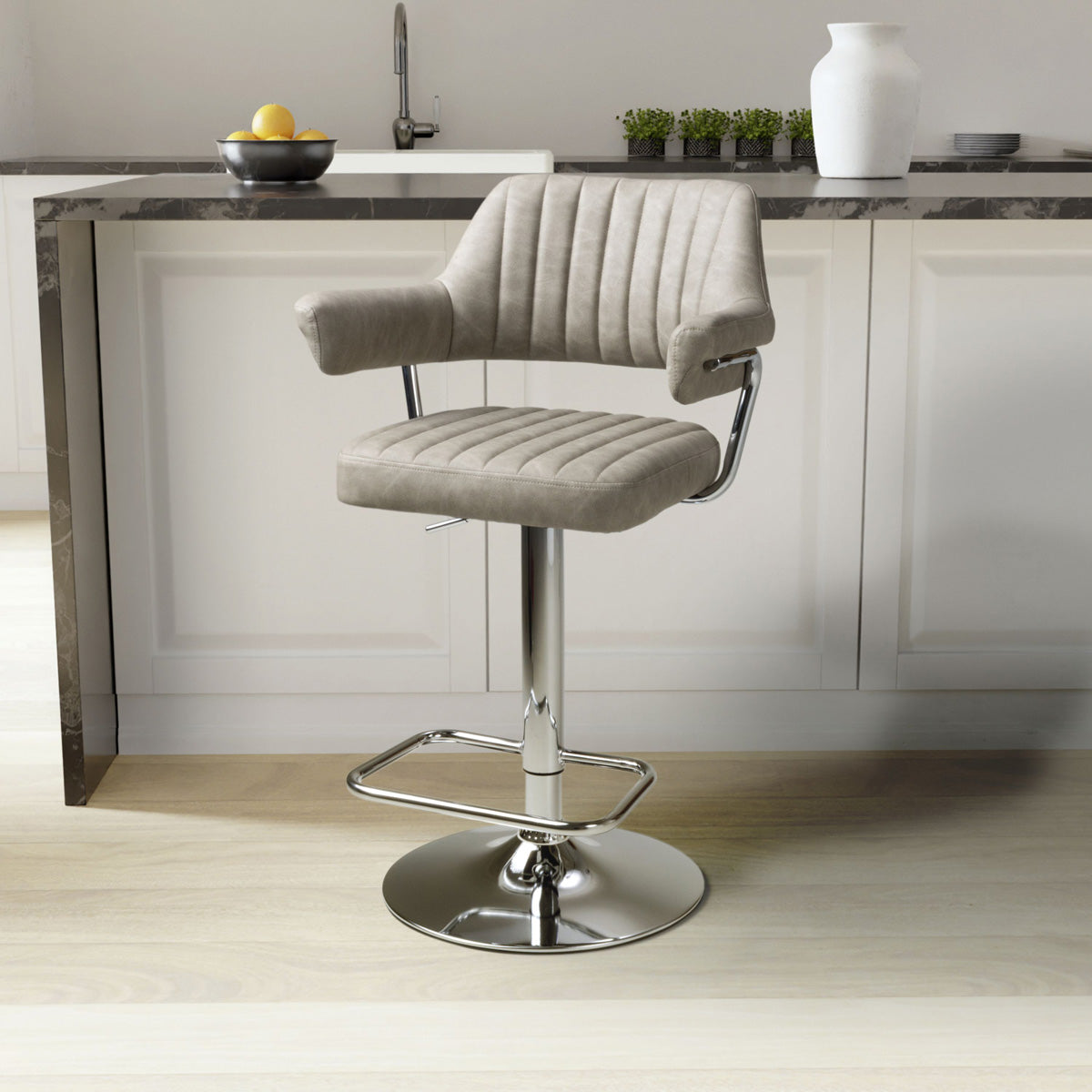 Faux Leather Bar Stools in Set Of 2 With Gas Lift Mechanism - Cortez
