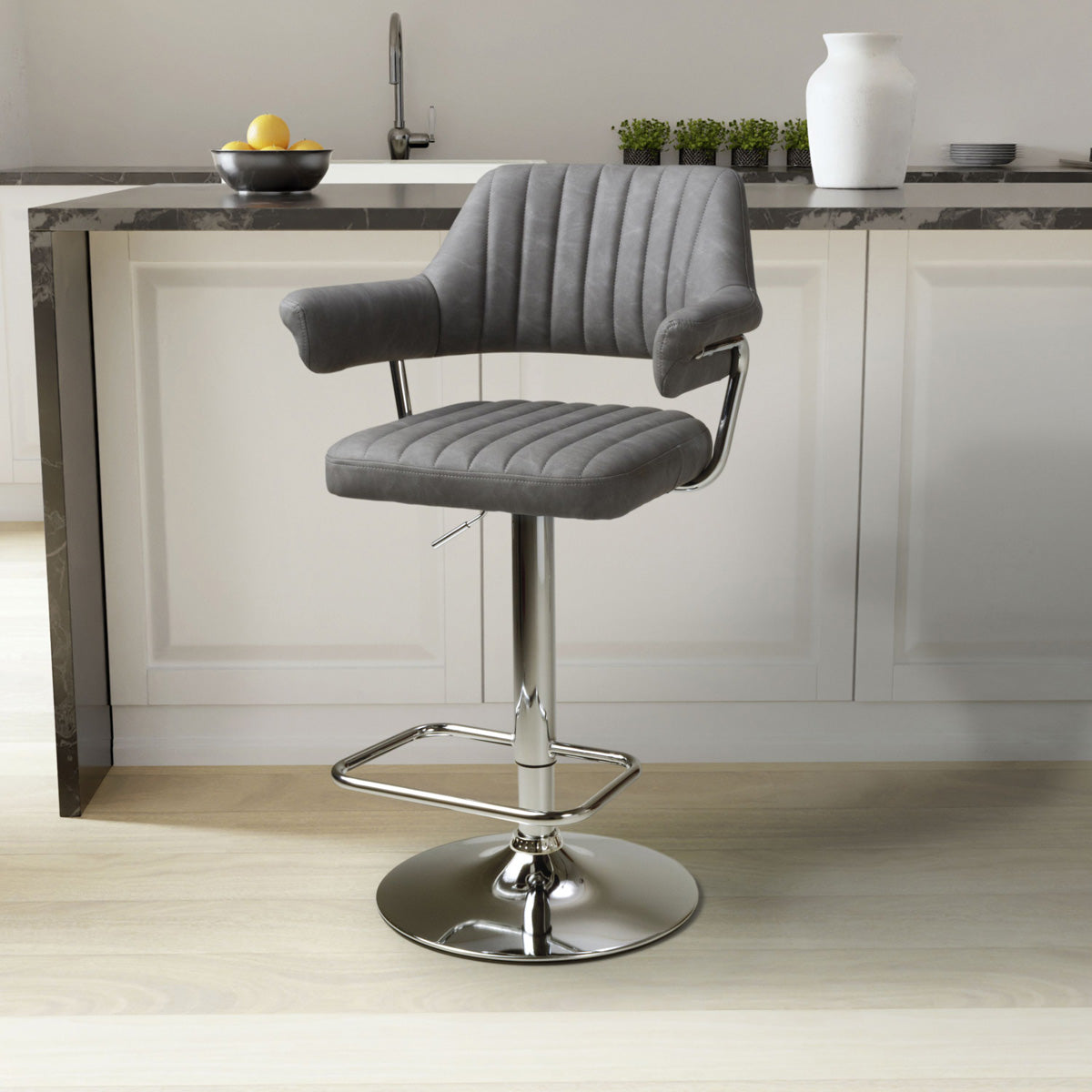Faux Leather Bar Stools in Set Of 2 With Gas Lift Mechanism - Cortez