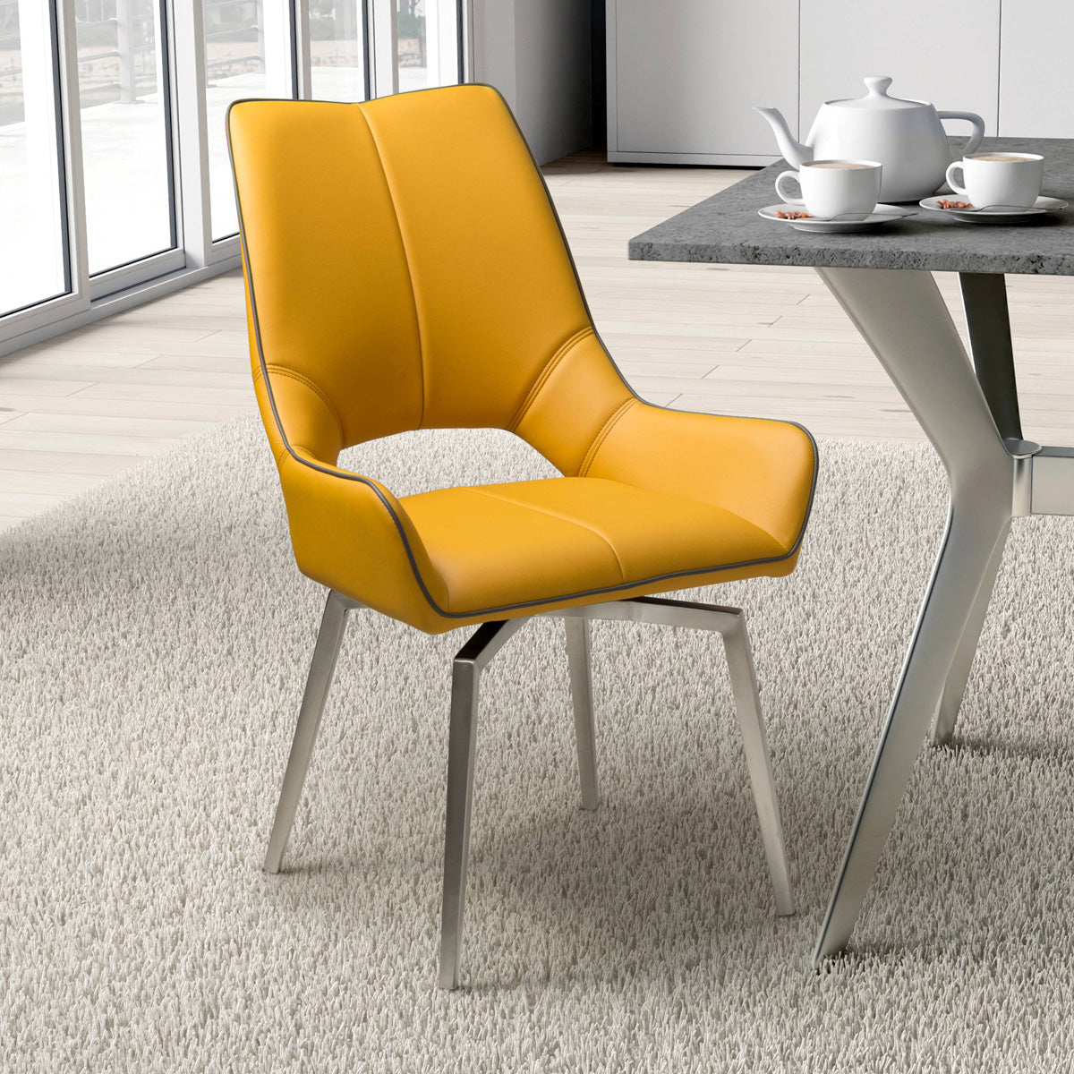 Faux Leather Dining Chairs in Set Of 2 With Swivel Function - Mako