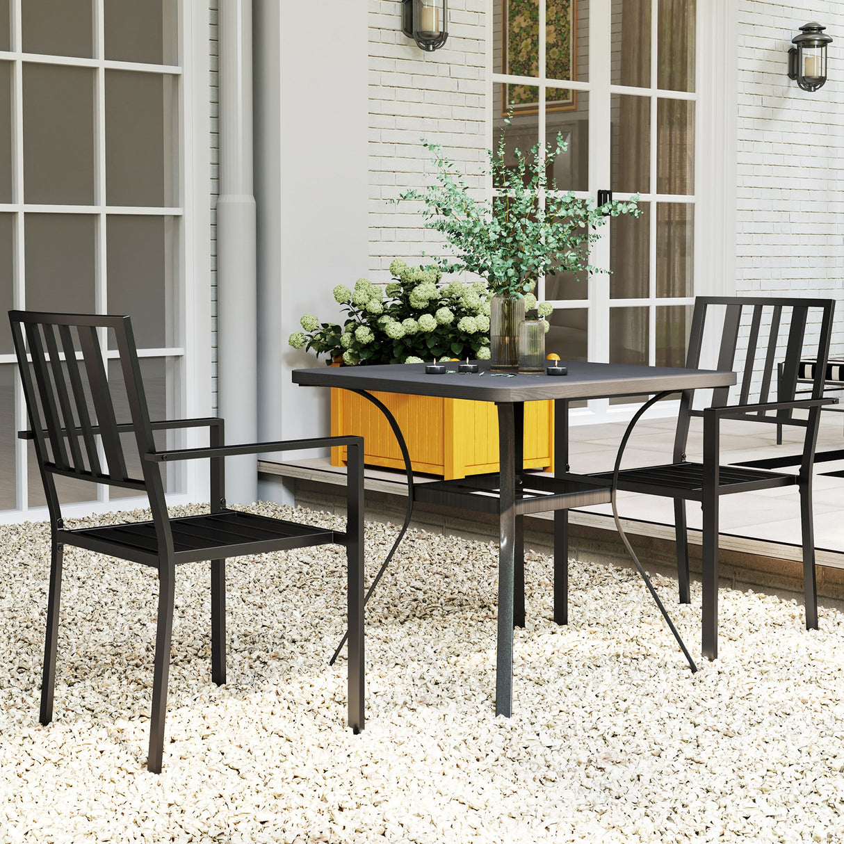 Metal Minimal Garden Chairs in Set of 2 - Velmora