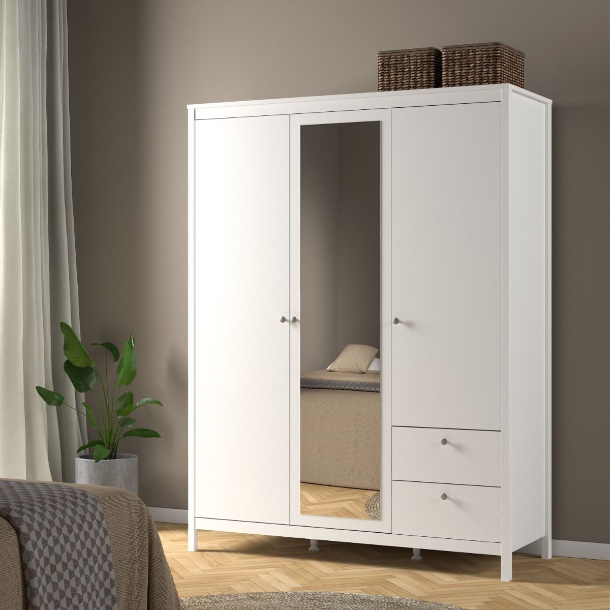 Mirrored Wardrobe With 3 Doors And 2 Drawers - Madrid