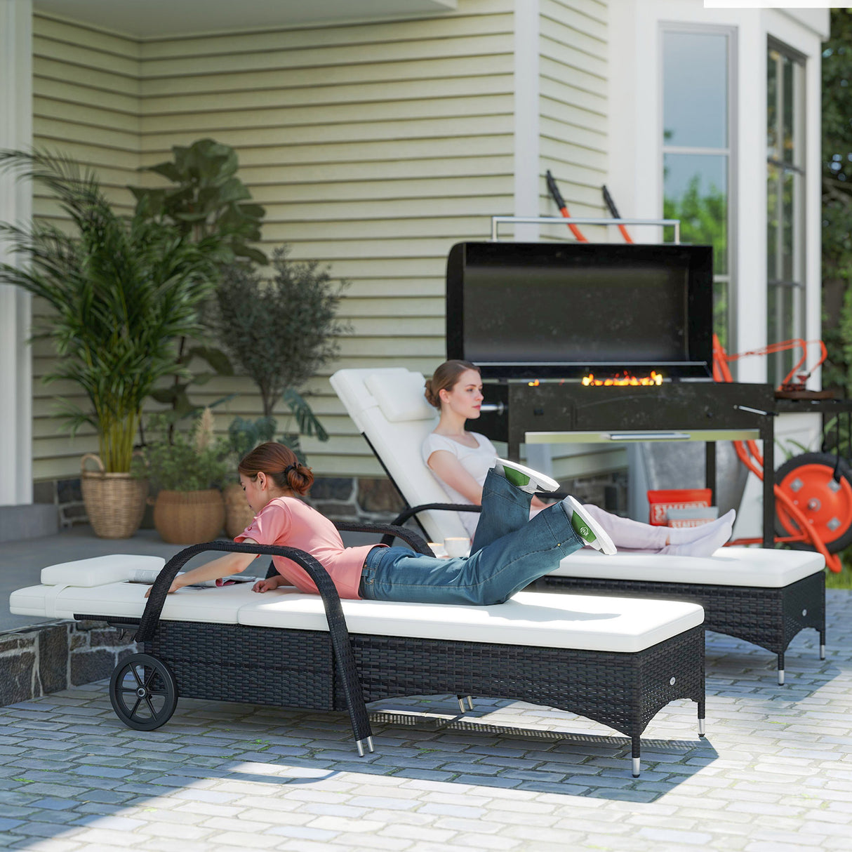 Poly Rattan Garden Sun Lounger in Set of 2 With Side Table - Velmora