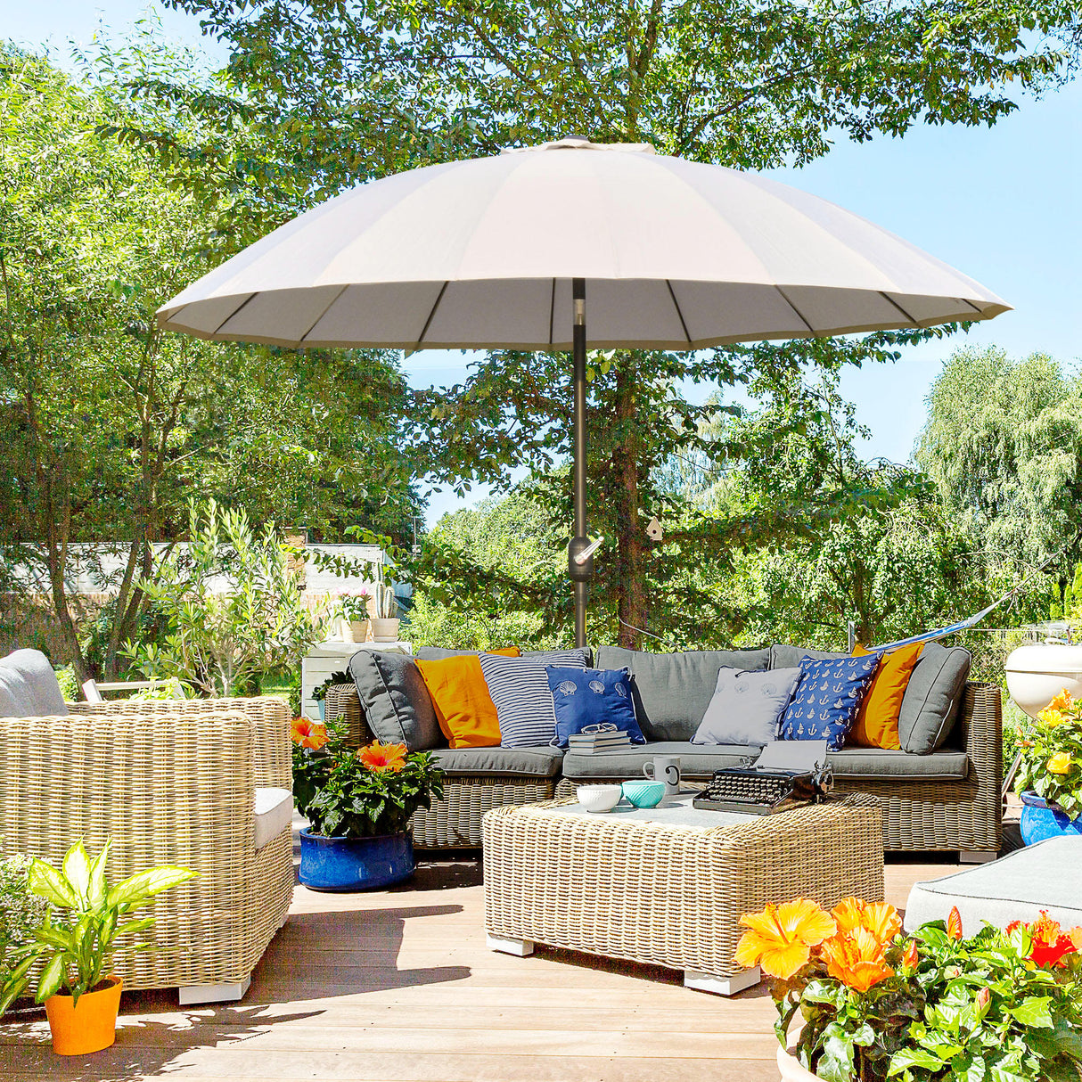 Polyester Shanghai Tilting Parasol Umbrella 250cm Diameter - Velmora
