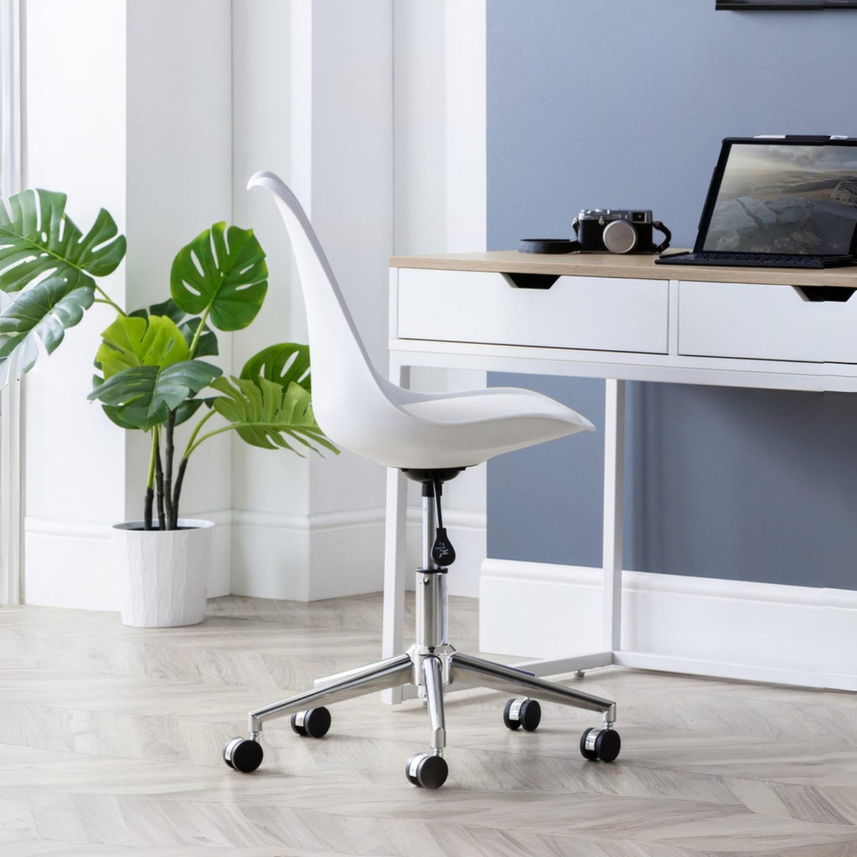 Polyethene Home And Office Chair With PU Cushion - Erika