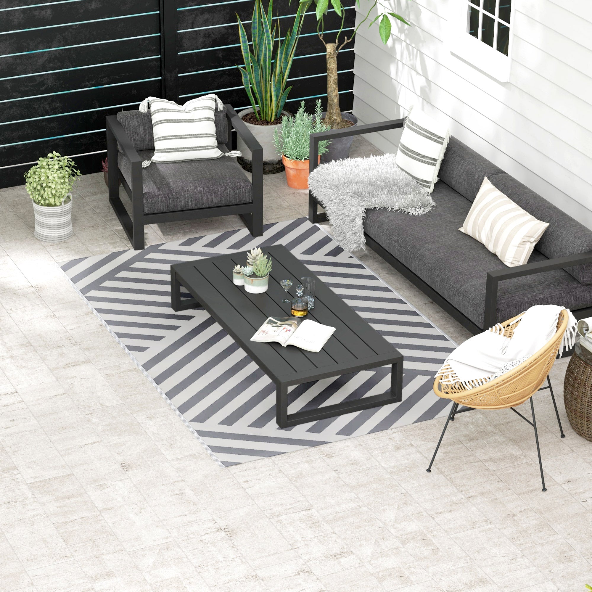 Polypropylene Outdoor Reversible Plastic Straw Rug 274cm Wide With Carry Bag - Velmora
