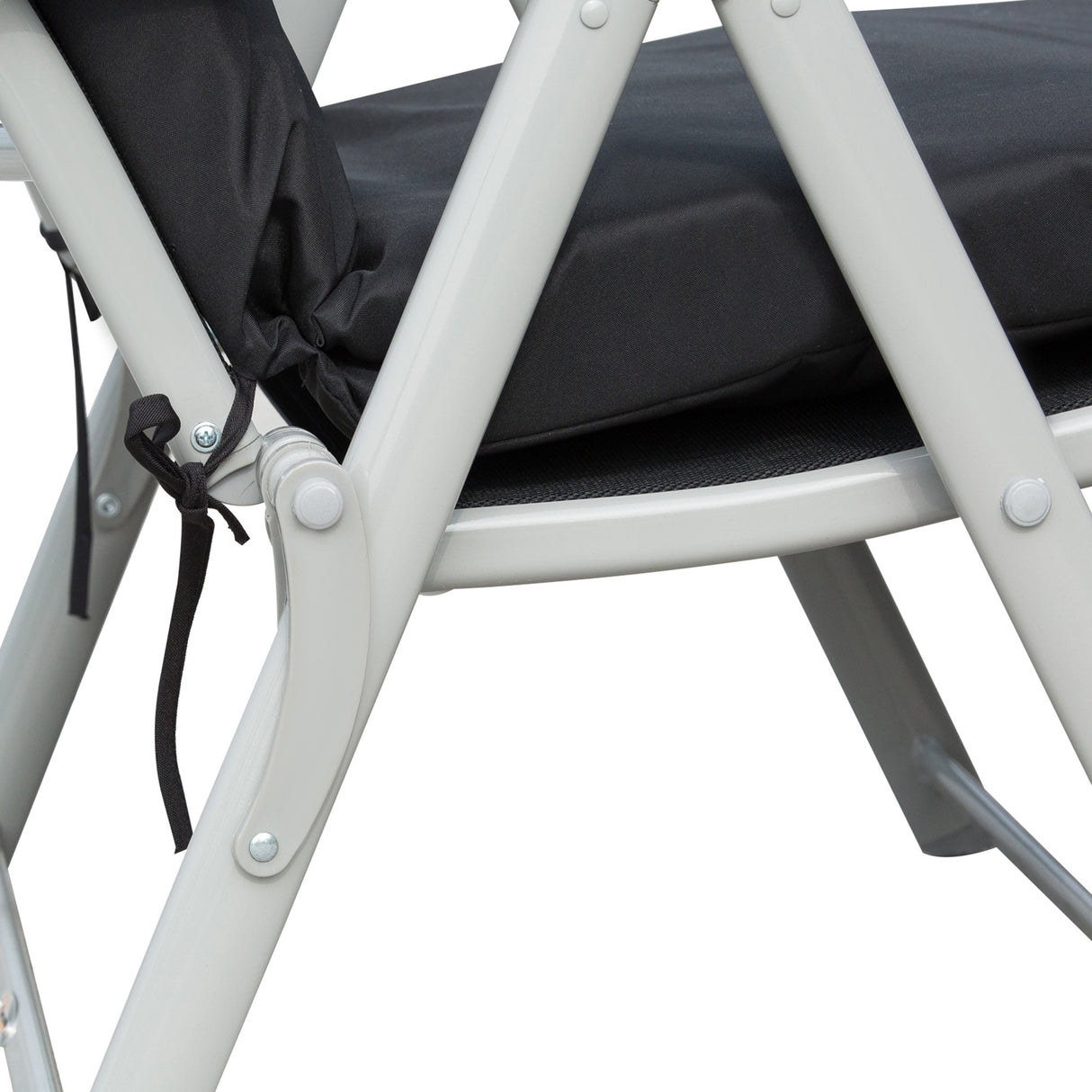 Steel Folding Recliner Chaise Garden Sun Lounger With 7 Levels Adjustable Backrest - Velmora