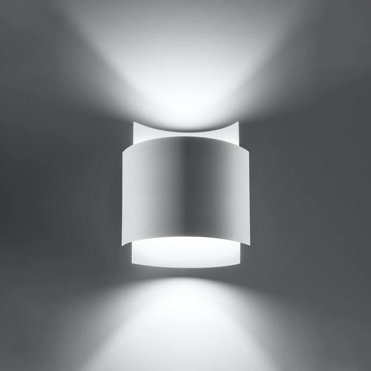Steel Wall Light With Impact Lamp - Blue Sapphire