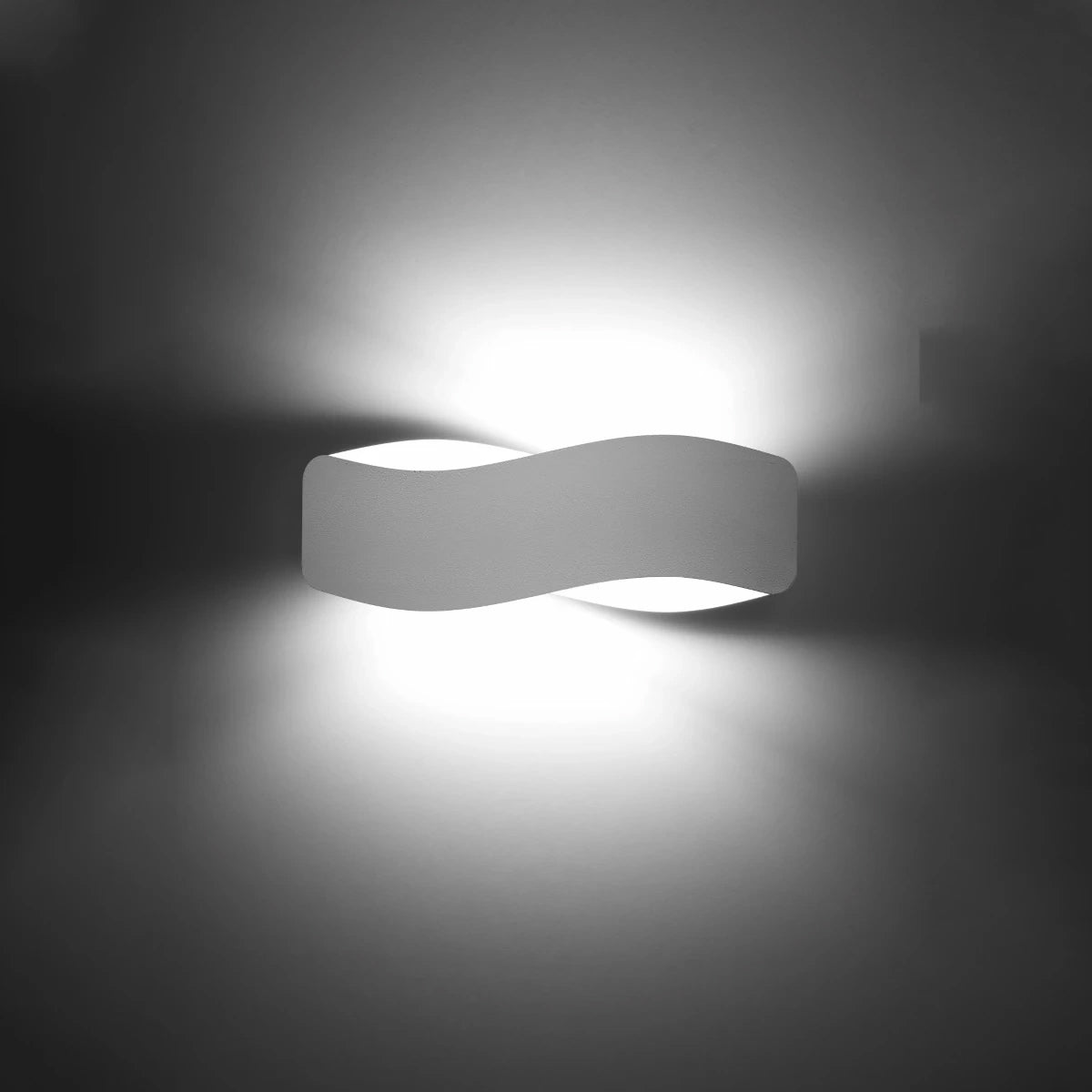 Steel Wall Light With Tila 40 Lamp - Blue Sapphire