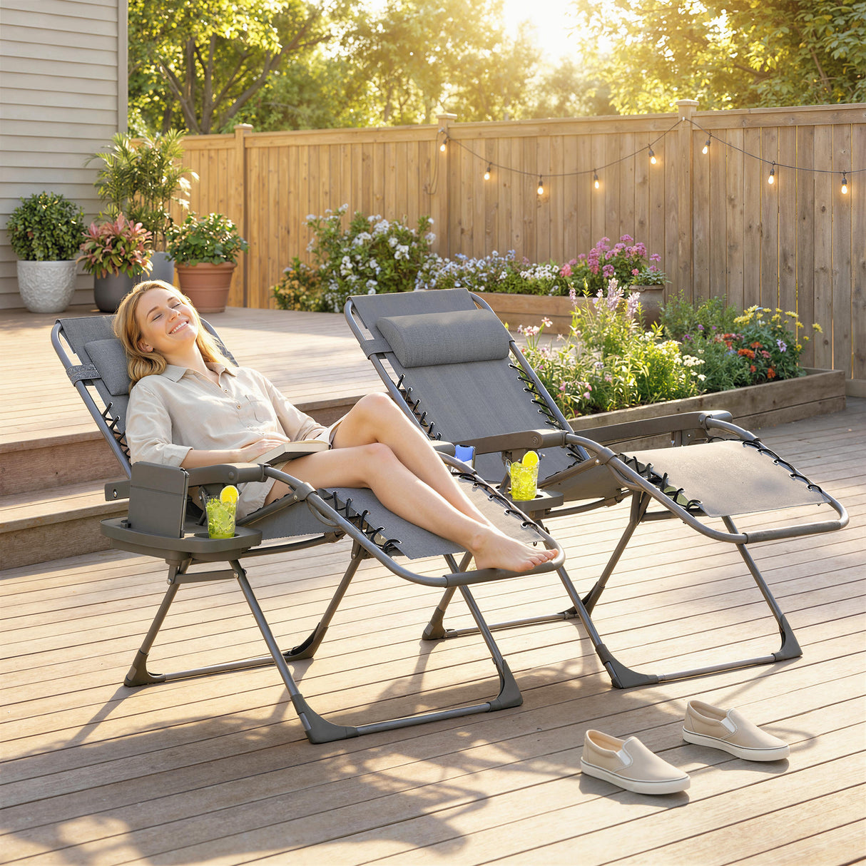 Steel Zero Gravity Folding Garden Sun Lounger in Set of 2 - Velmora