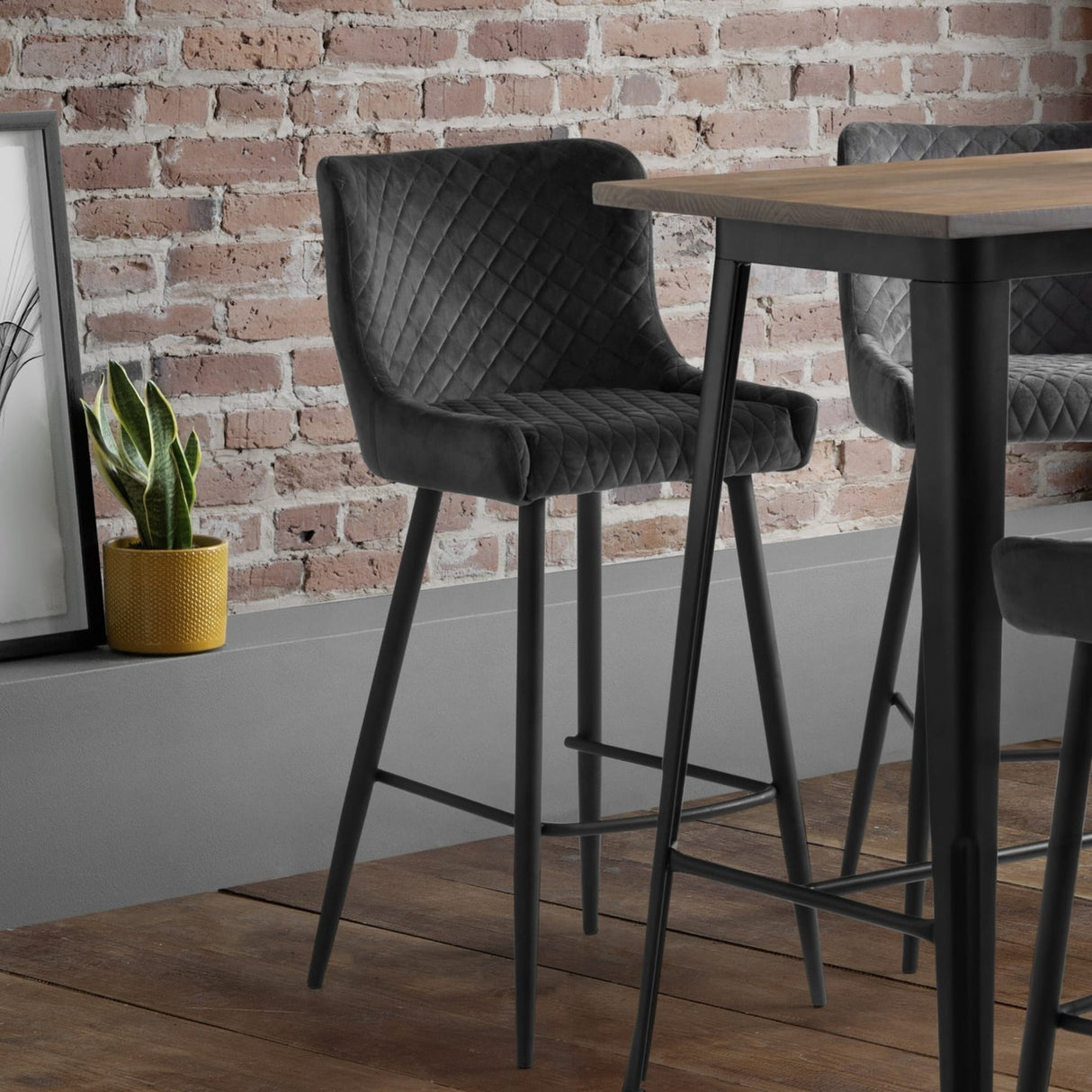 Velvet Bar Stool With Metal Legs - Luxe
