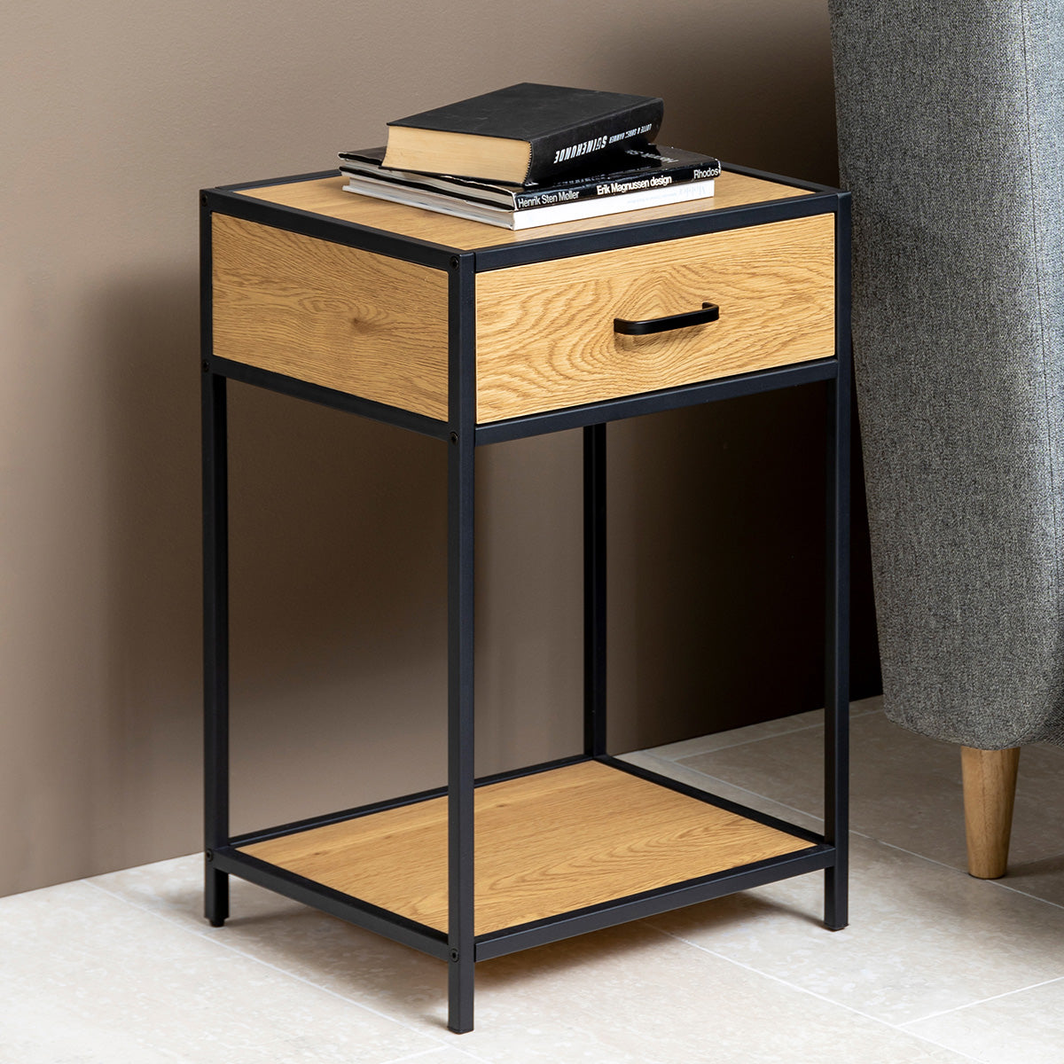 Wooden Bedside Table With 1 Drawer - Seaford