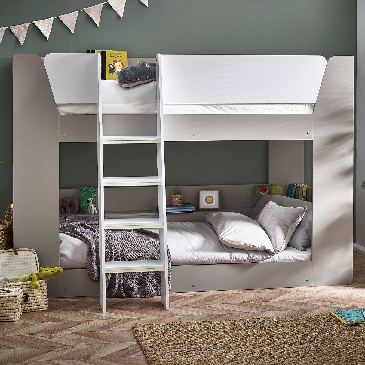 Wooden Bunk Bed With Ladder - Parsec