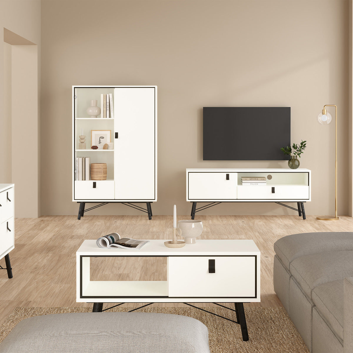 Wooden Coffee Table With 1 Drawer - Ry