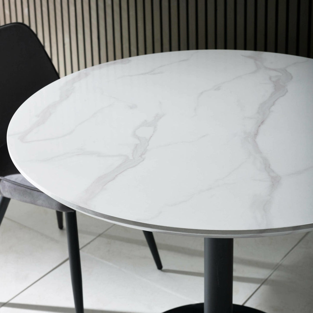 Wooden Dining Table 100cm Wide for 4 People Round - Luca