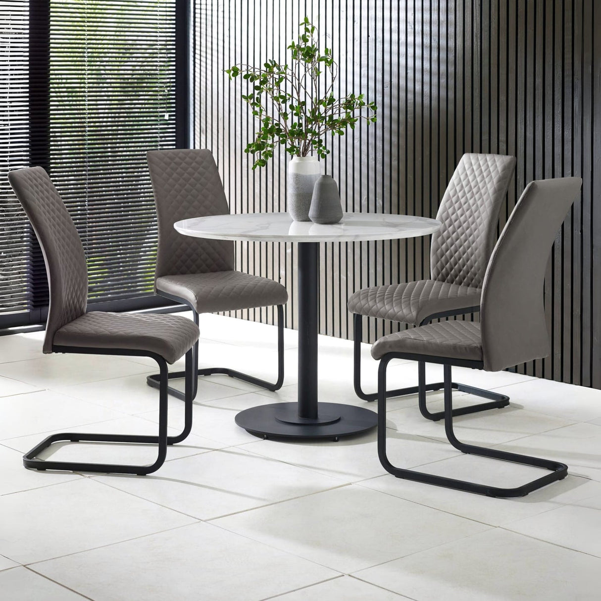 Wooden Dining Table 100cm Wide for 4 People Round - Luca