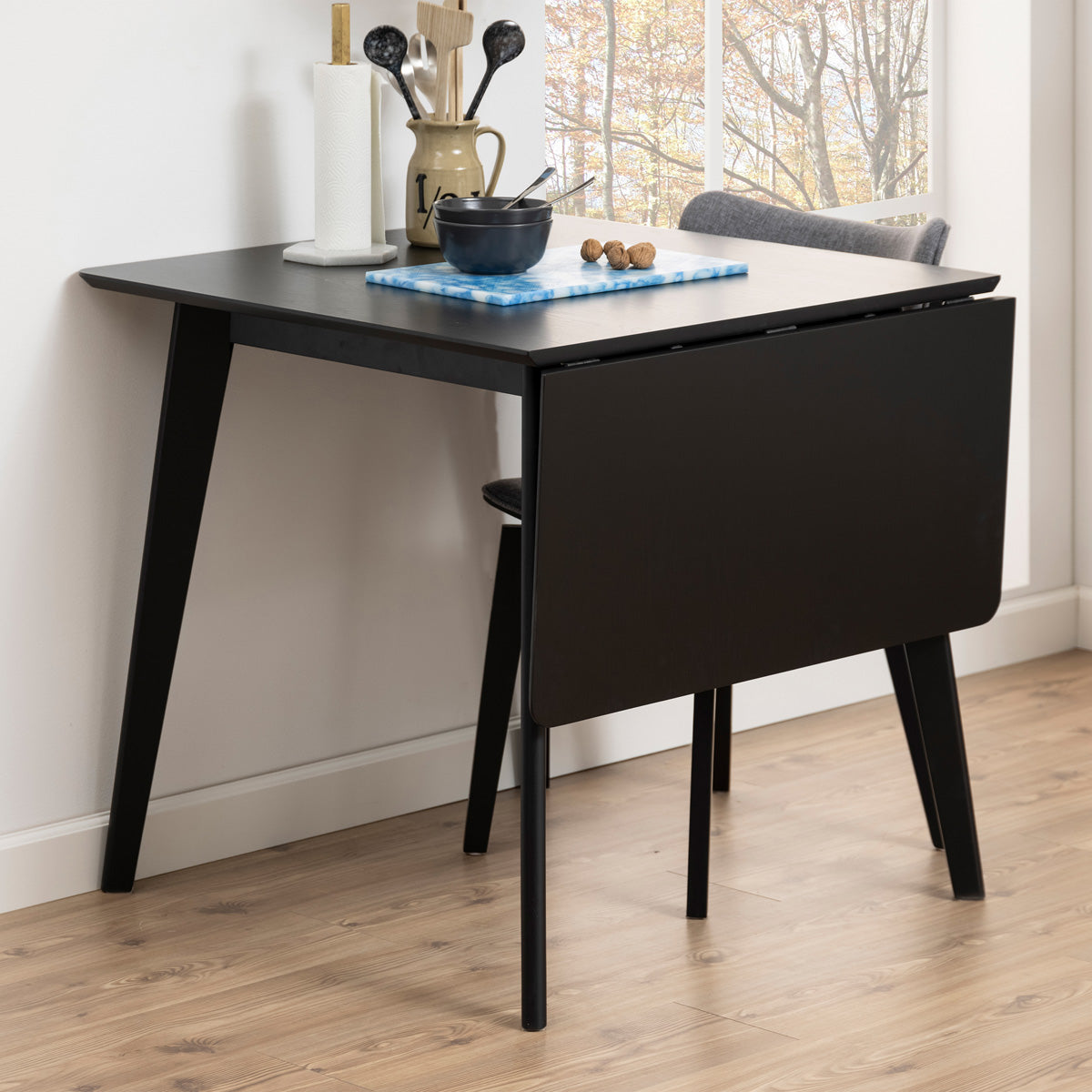 Wooden Dining Table for 2 to 4 People Rectangular And Extending - Roxby