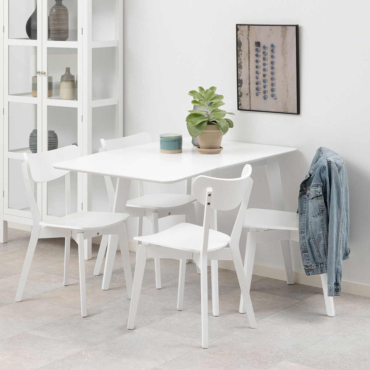 Wooden Dining Table for 2 to 4 People Rectangular And Extending - Roxby
