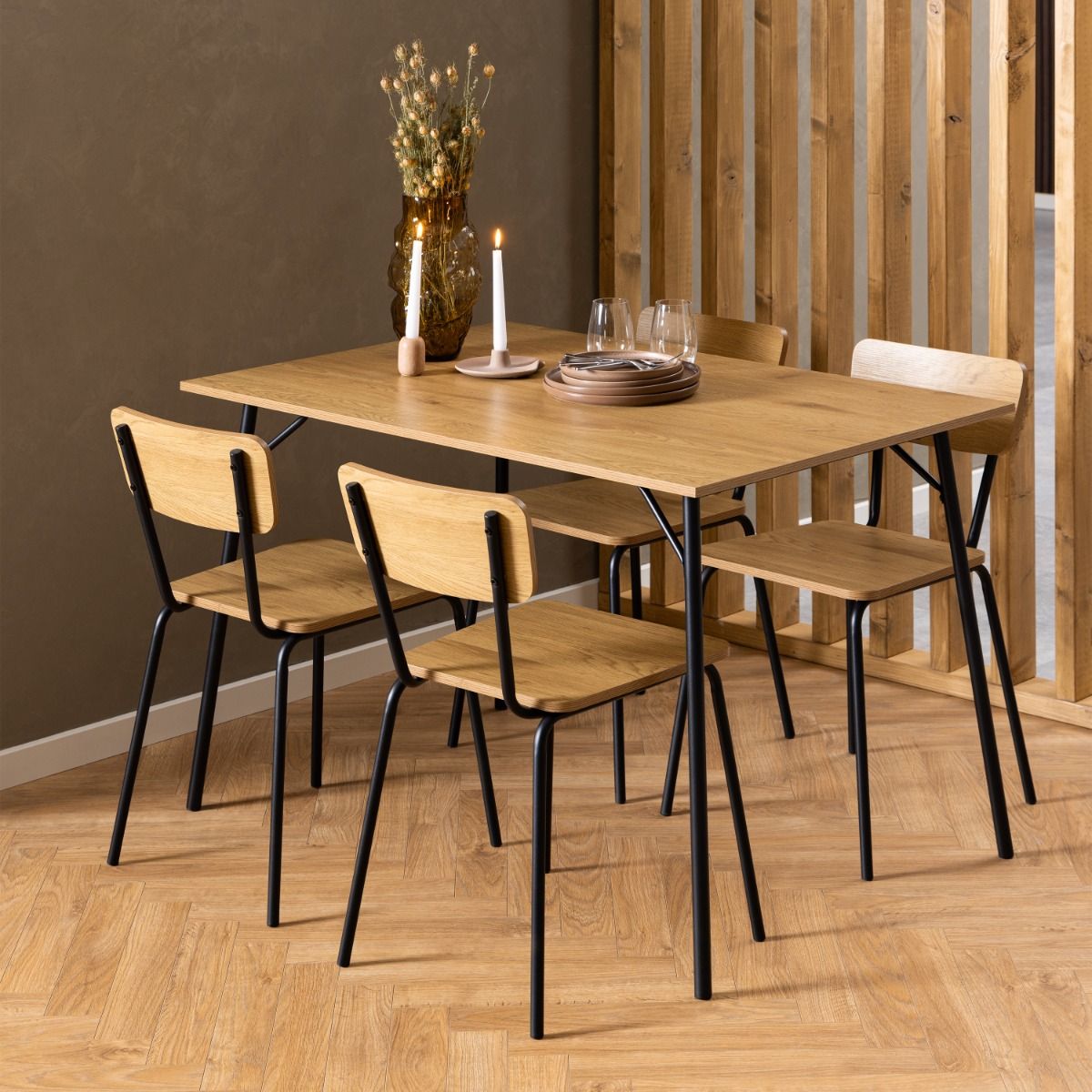 Wooden Dining Table With 4 Peru Oak Dining Chairs - Peru