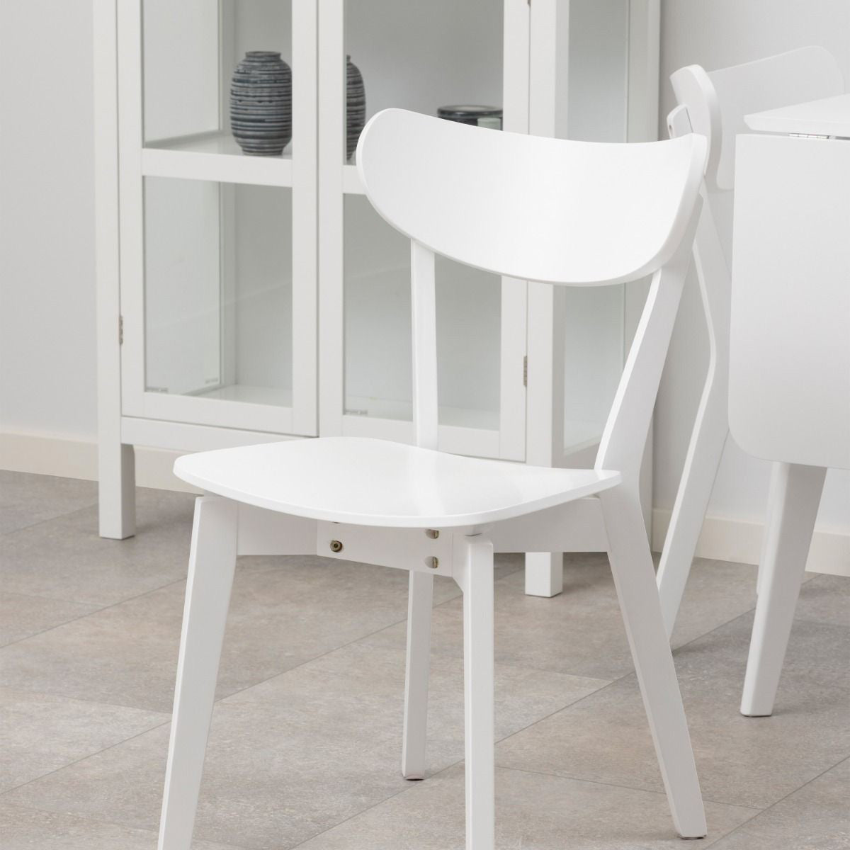 Wooden Dining Table Extending With 4 Roxby Dining Chairs - Roxby