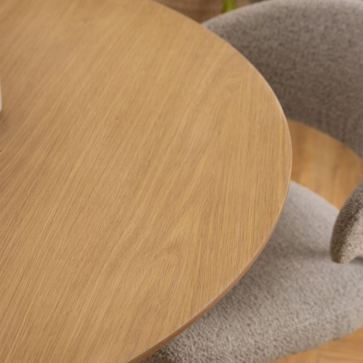 Wooden Dining Table for 4 People Round - Malika