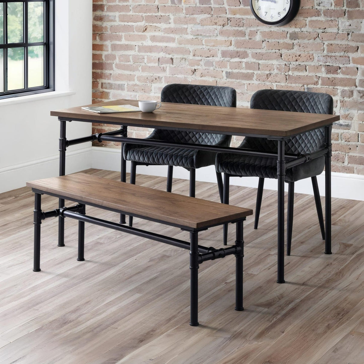 Wooden Dining Table for 4 to 6 People - Carnegie