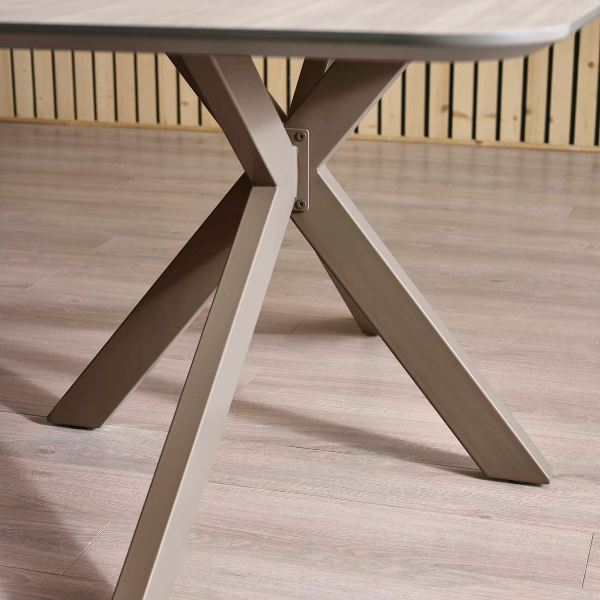 Wooden Dining Table for 6 People - Noah