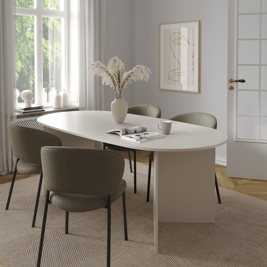 Wooden Dining Table in Oval for 4 People - Family