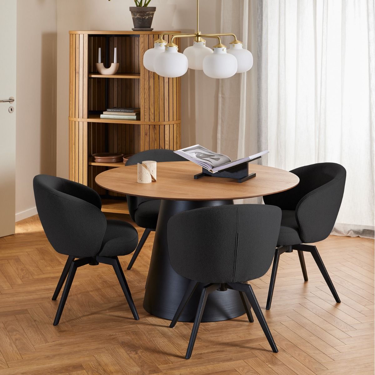 Arlean Table Wooden Dining Table Round With 4 Arlene Black Dining Chairs - Soli ...