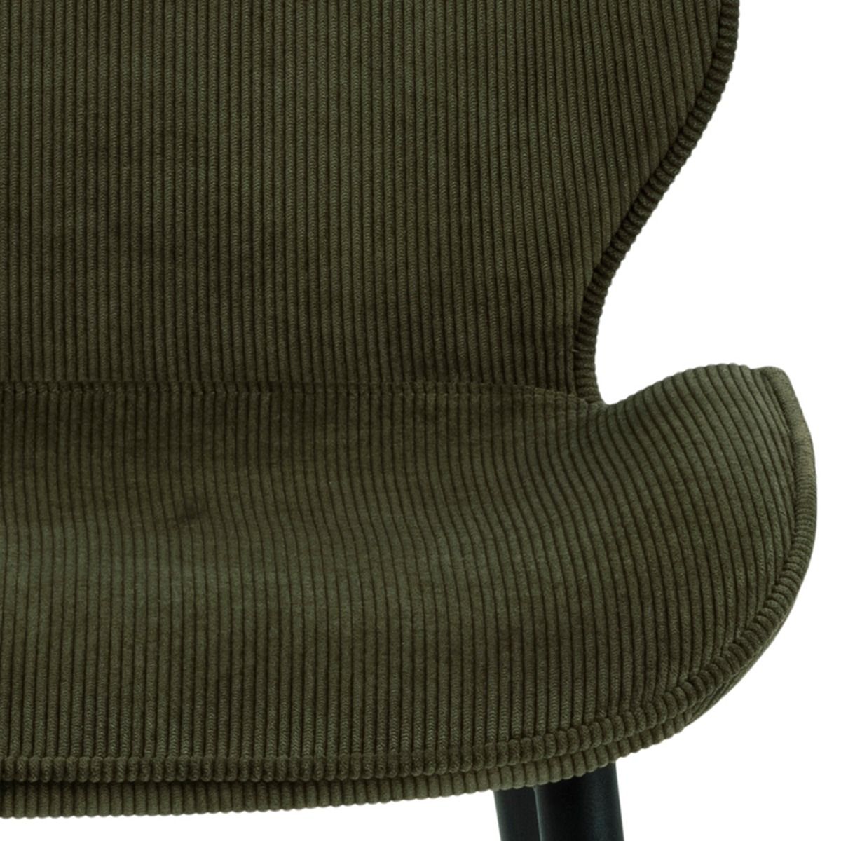 Wooden Dining Table Round With 4 Femke Olive Green Dining Chairs - Nagano