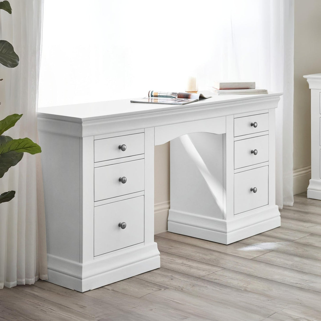 Wooden Dressing Table With 6 Drawers - Clermont