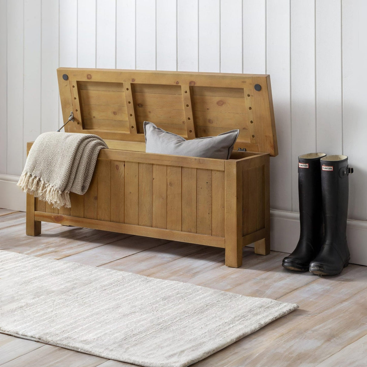 Wooden Hallway Seating Bench With Storage - Aspen