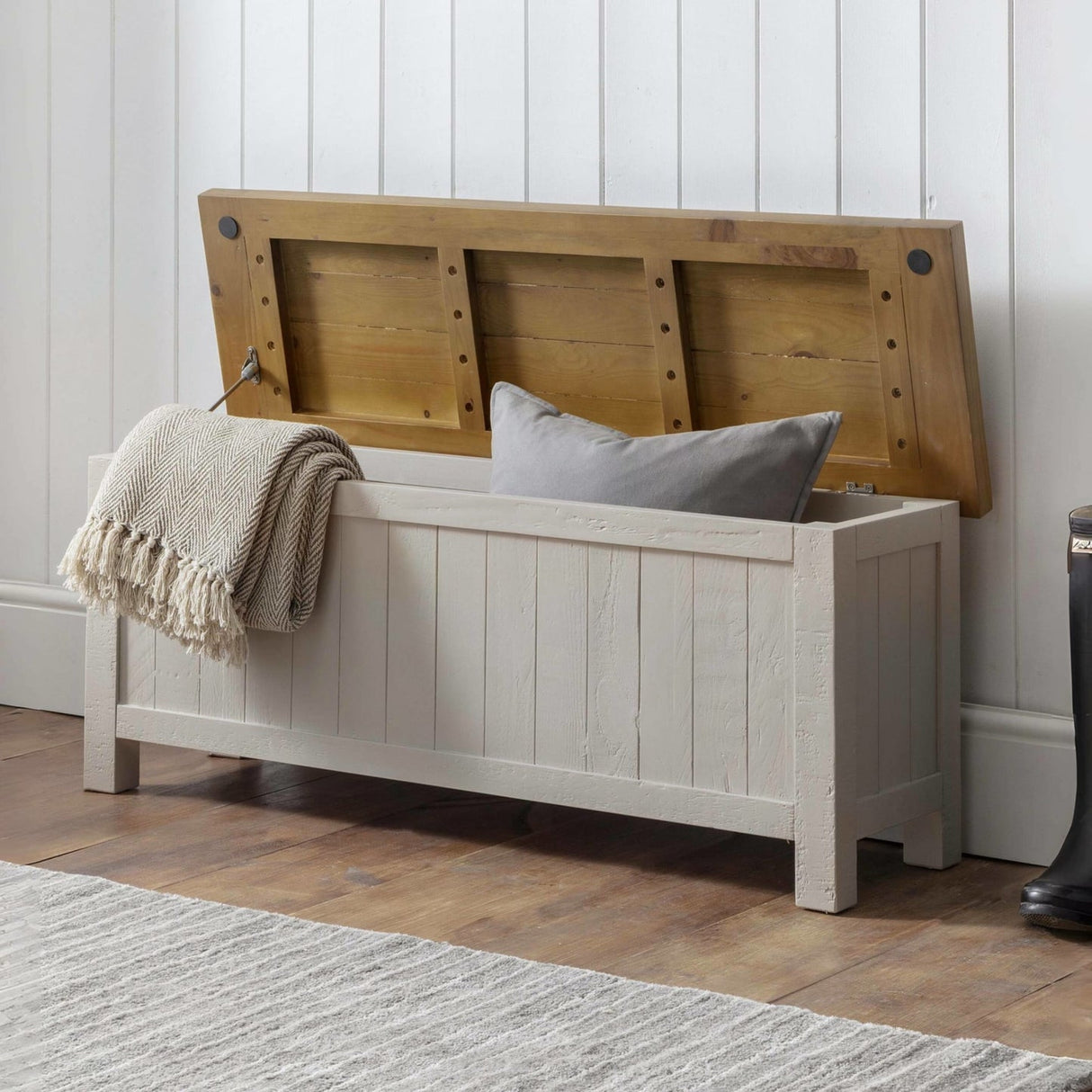 Wooden Hallway Seating Bench With Storage - Aspen
