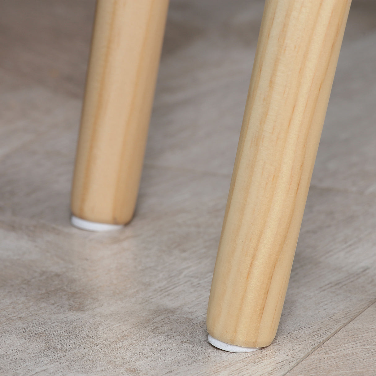 Wooden Nesting Coffee Tables in Set of 2 With Solid Wood Legs - Velmora