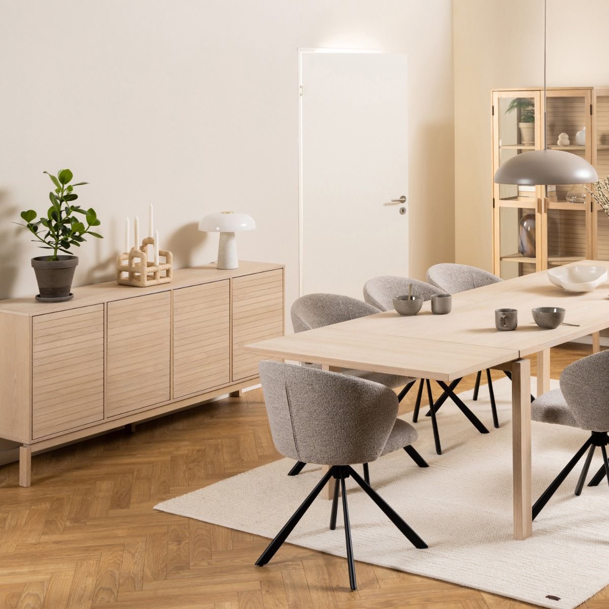 Wooden Sideboard With 4 Doors - Linley