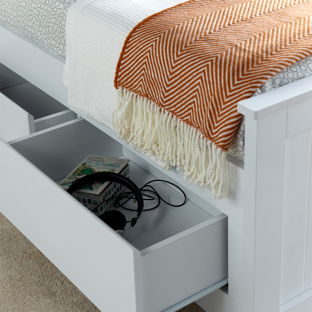 Wooden Storage Single Bed With 3 Pull-Out Drawers - Enzo