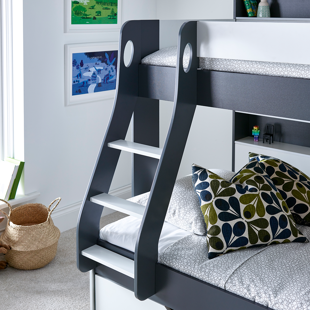 Wooden Storage Triple Sleeper Bunk Bed With Pull-Out Storage Drawer - Oliver